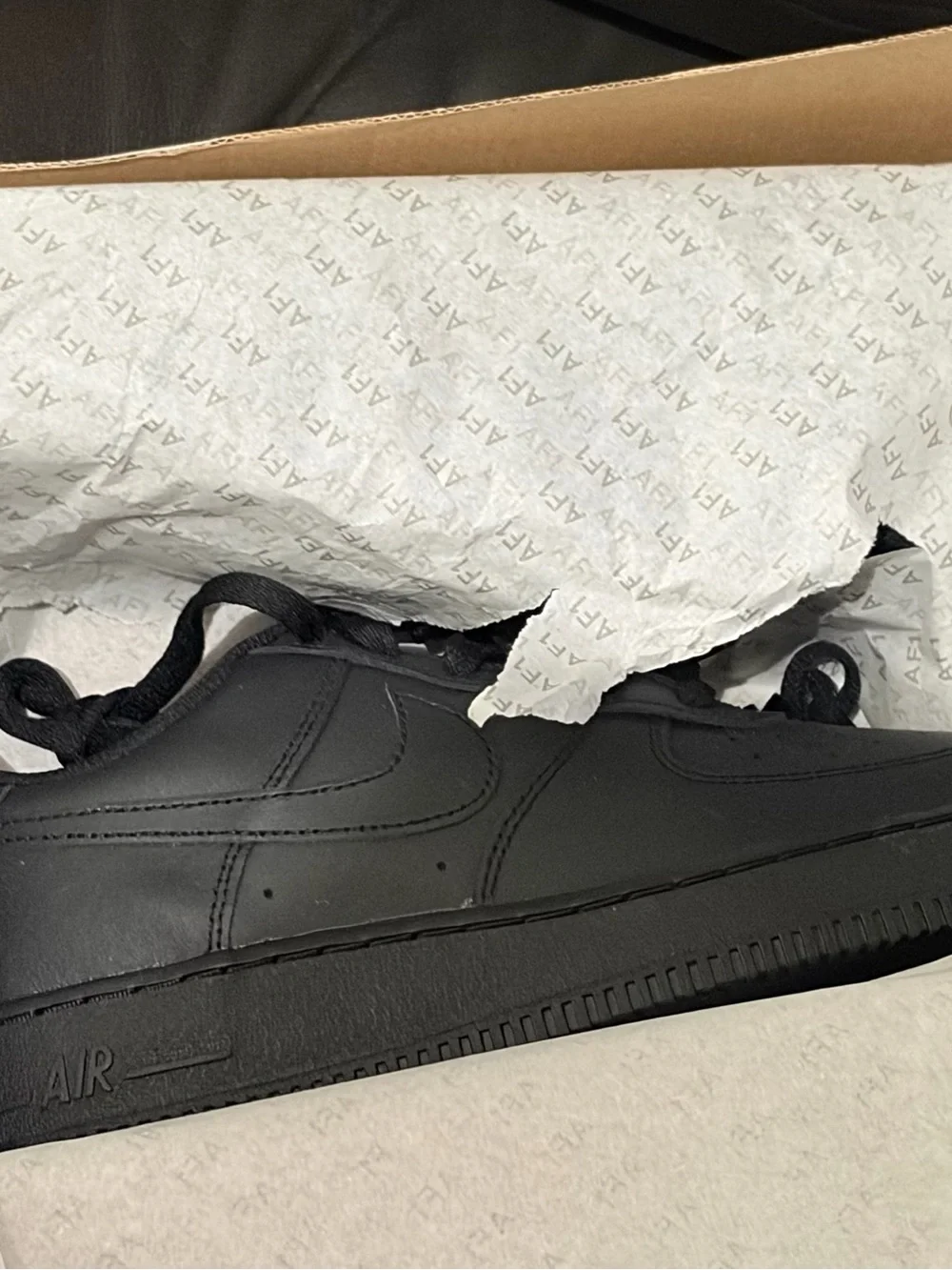 Nike Air Force 1 Triple Black Sneakers, Size 6Y / 7.5W BNIB DH2920-001